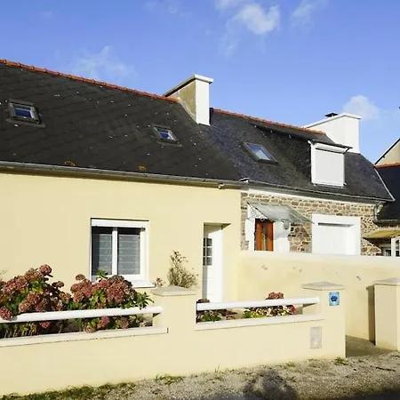 Vakantiehuis Terraced House With Garden And Sea View, *
