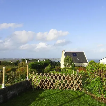 Terraced House With Garden And Sea View, Сasa de vacaciones *